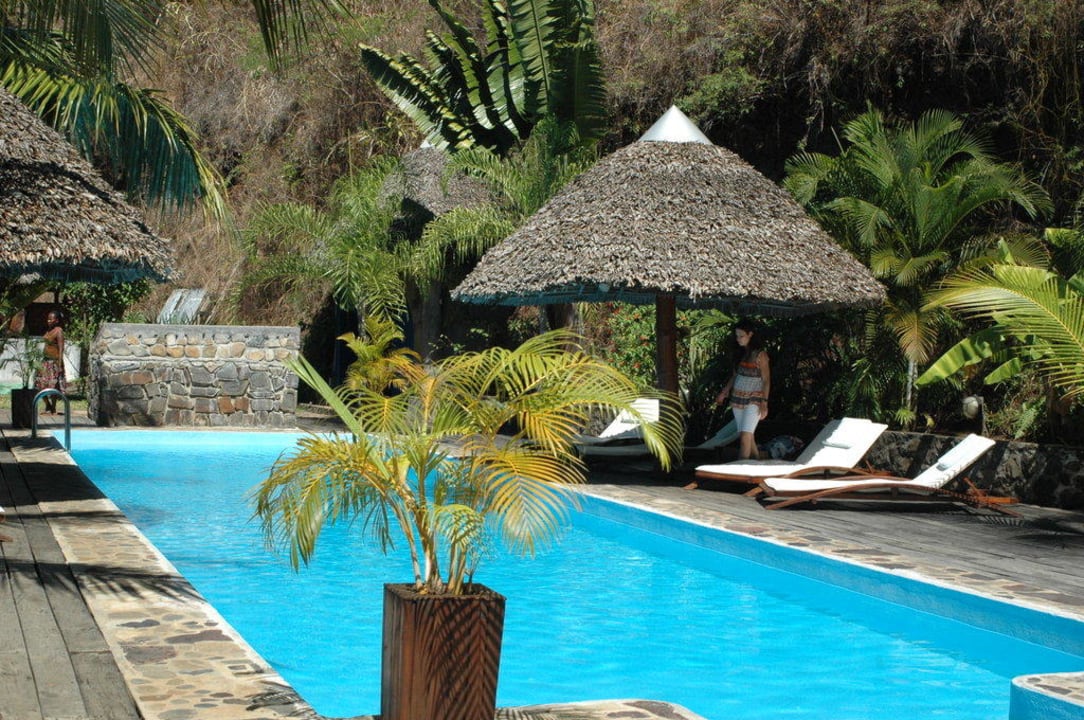 Piscine Hotel L'Heure Bleue