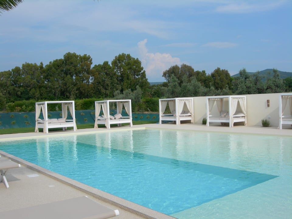 PISCINA RELAIS BIANCO Relais Le Fornacelle