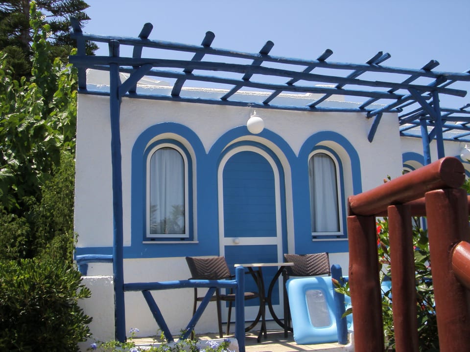 Zimmerrückseite Mitsis Selection Rinela