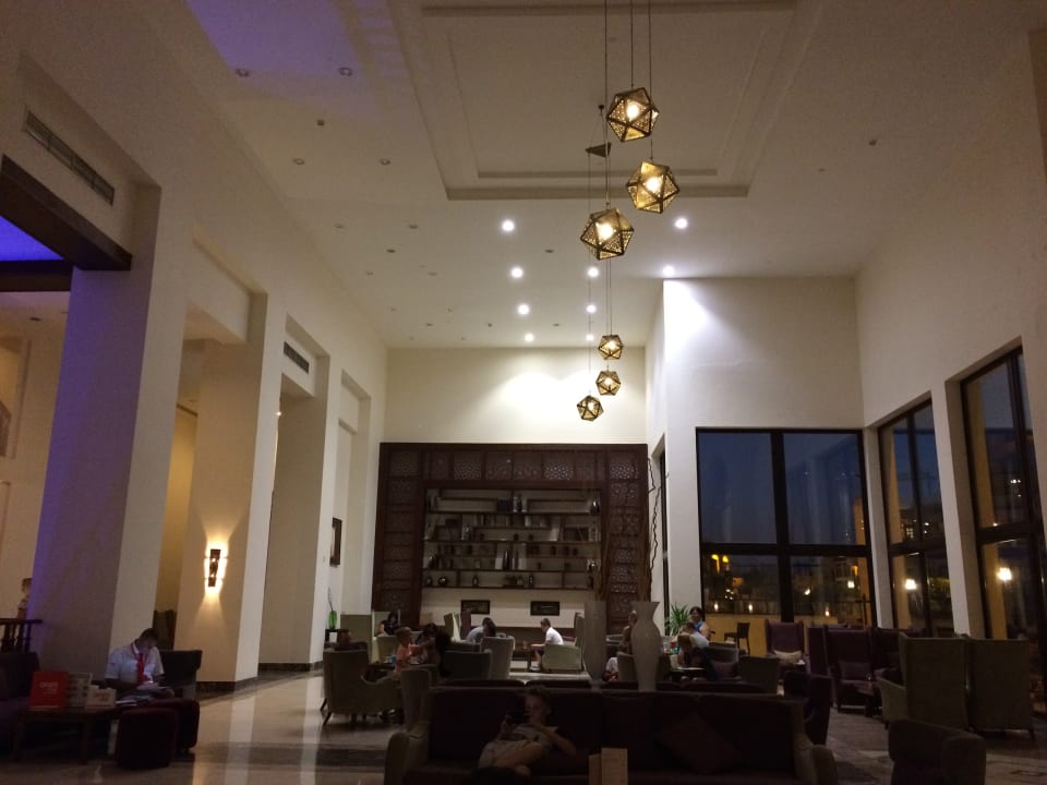 Lobby Steigenberger Aqua Magic