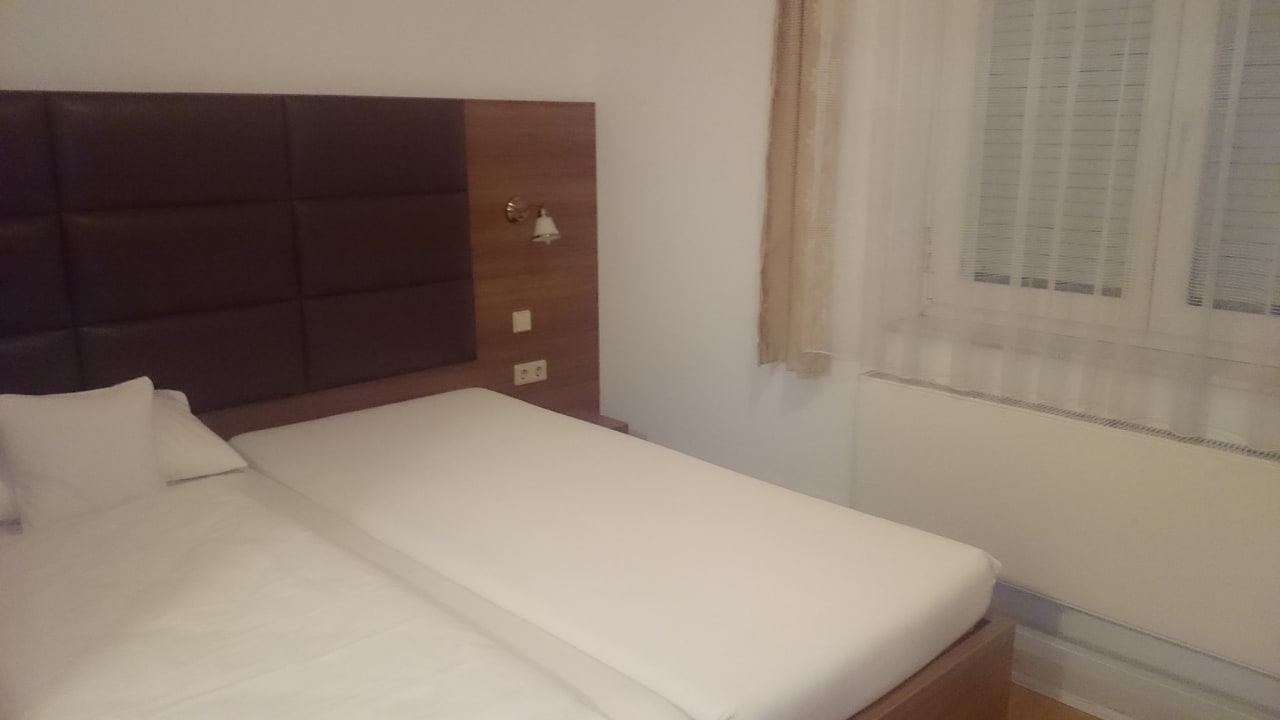 Zimmer Hotel Rheinbrücke