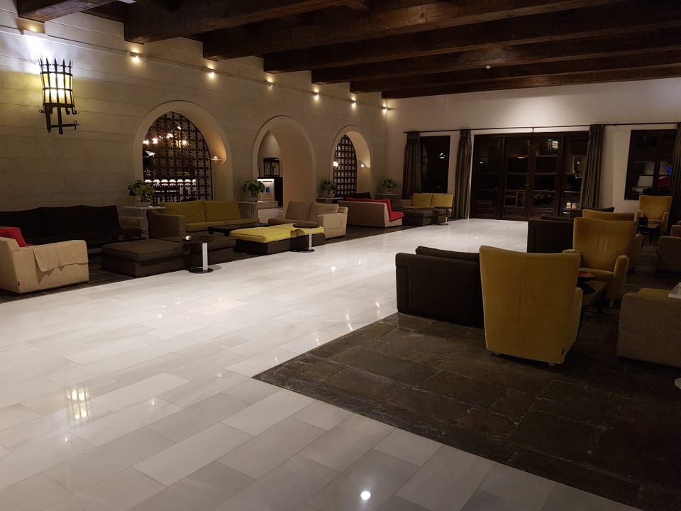 Lobby Apollonia Beach Resort & Spa