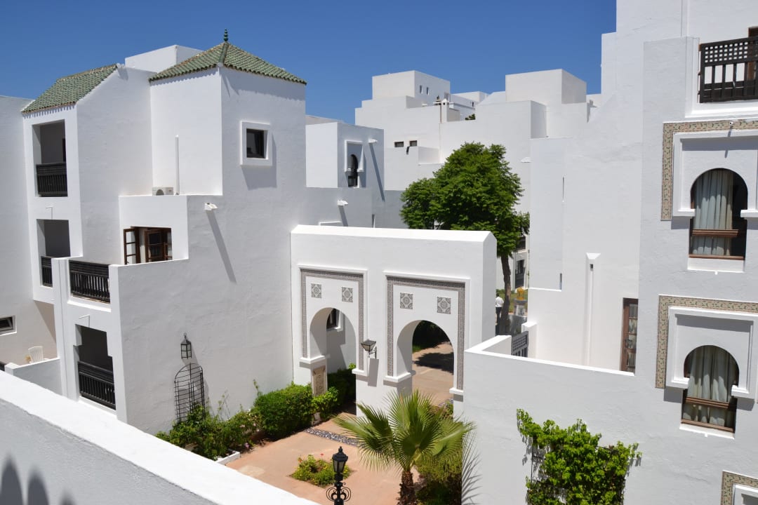 Hotelový komplex uvnitř Club El Pueblo Tamlelt