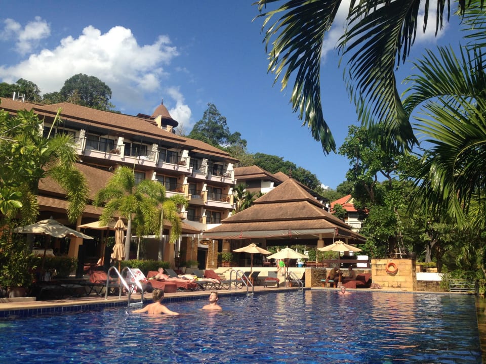 Einer der Pools Avani Ao Nang Cliff Krabi Resort