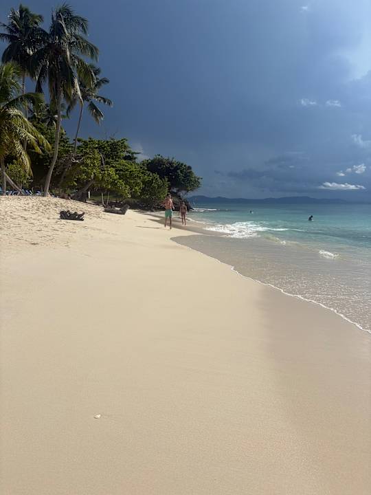 Strand Wyndham Alltra Samana