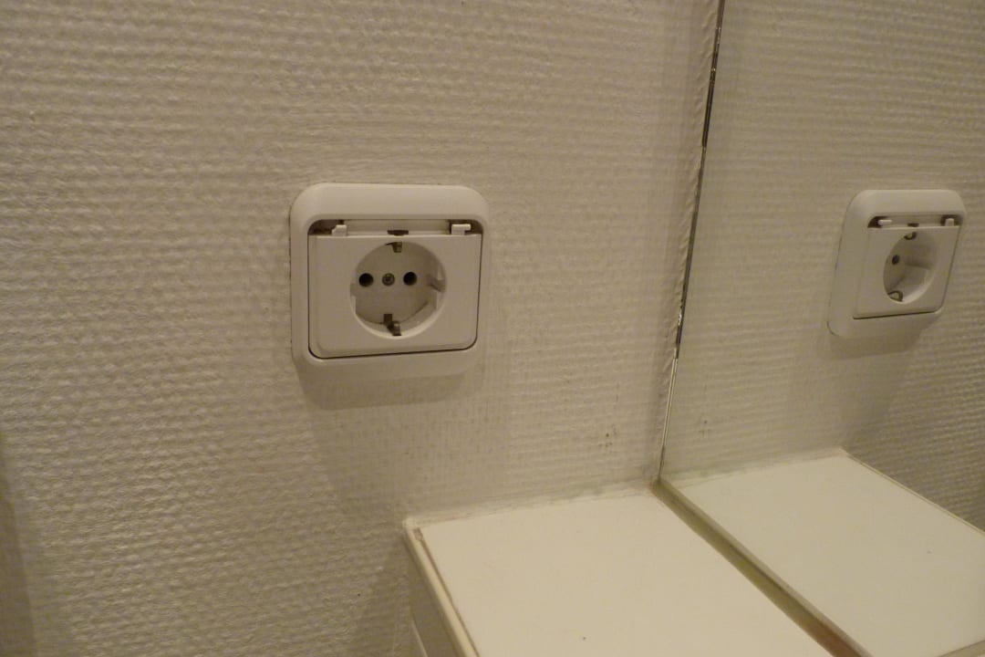 Steckdose im Bad Hotel Residenz Waldkrone Kühlungsborn