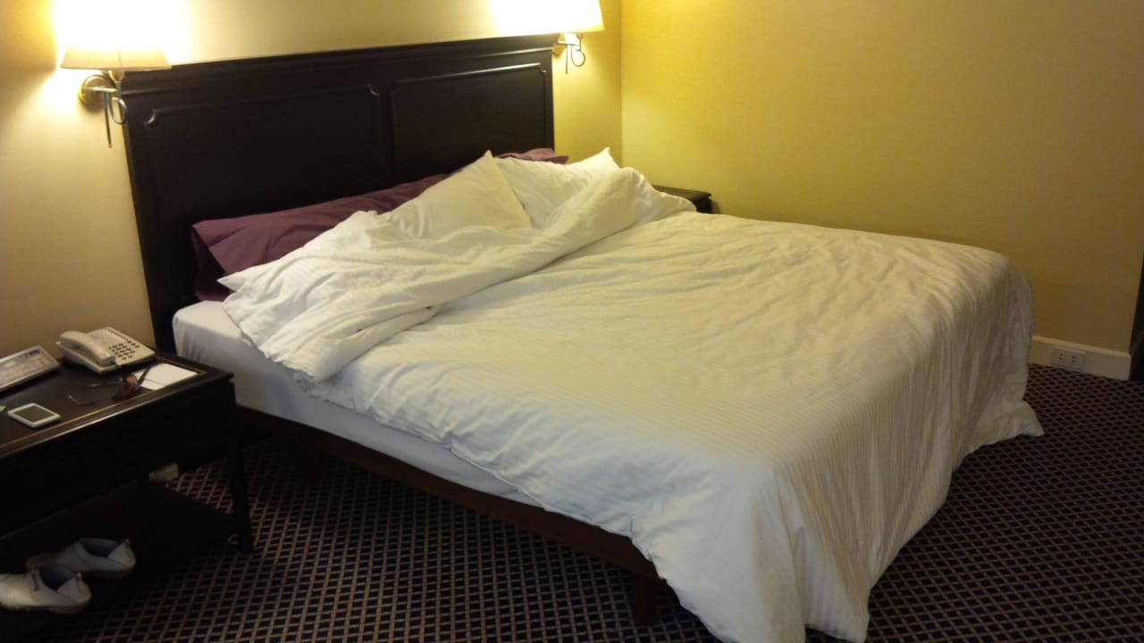 Schönes Bett The Tawana Bangkok