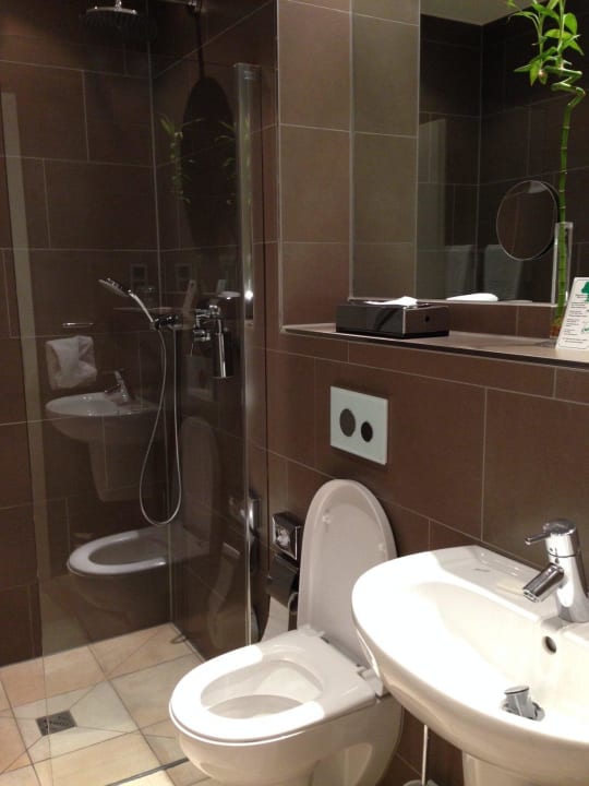 Modernes Bad XII Apostel Hotel Albergo