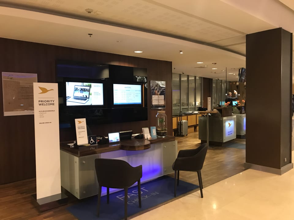 Lobby Hotel Novotel Warsaw Centrum