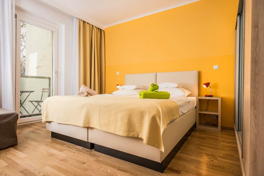 Zimmer Appartements Ferchergasse