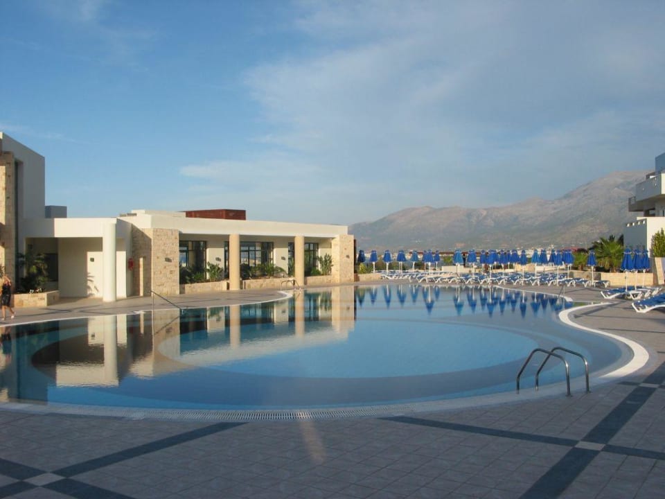 Hauptpool Grand Hotel Holiday Resort