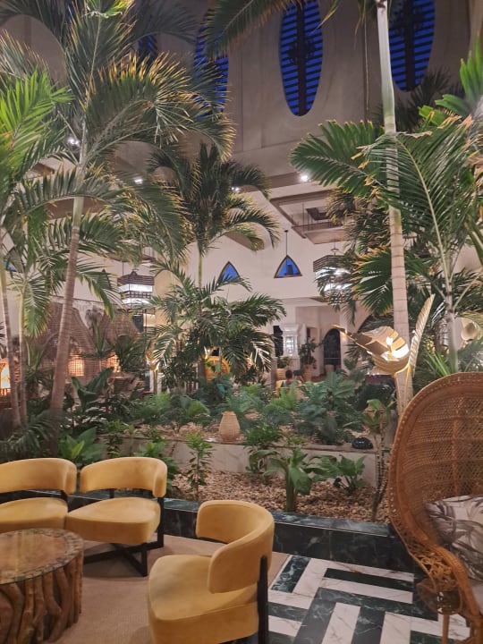 Lobby Hotel Riu Karamboa