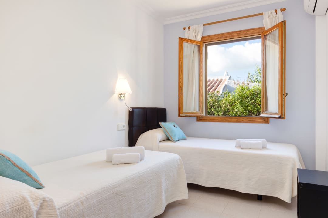 Zimmer Son Bou Family Gardens