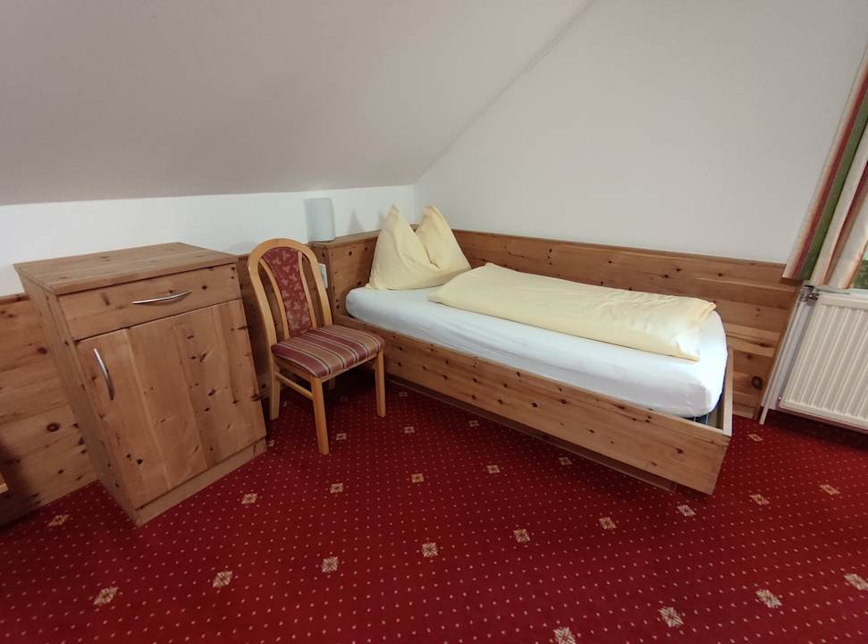 Zimmer Gasthof-Pension Urzn