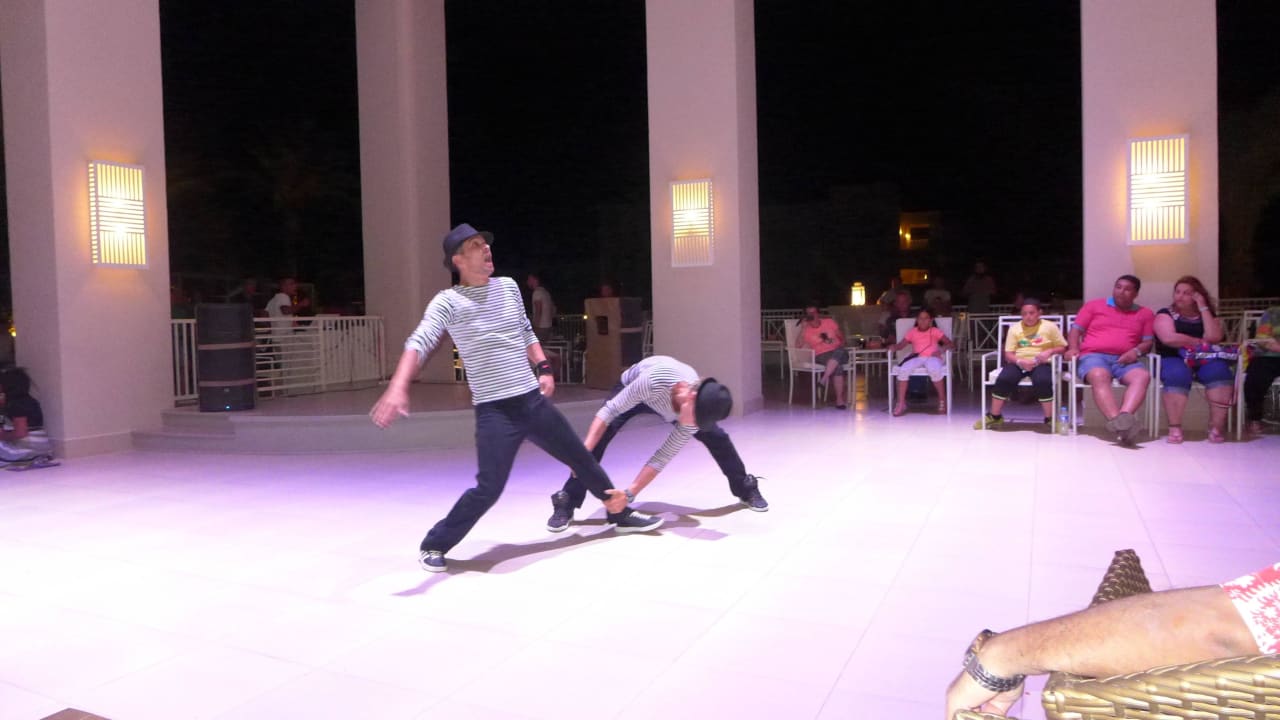 Abendunterhaltung in der Outdoor-Bar um 21:00 Uhr Jaz Aquaviva