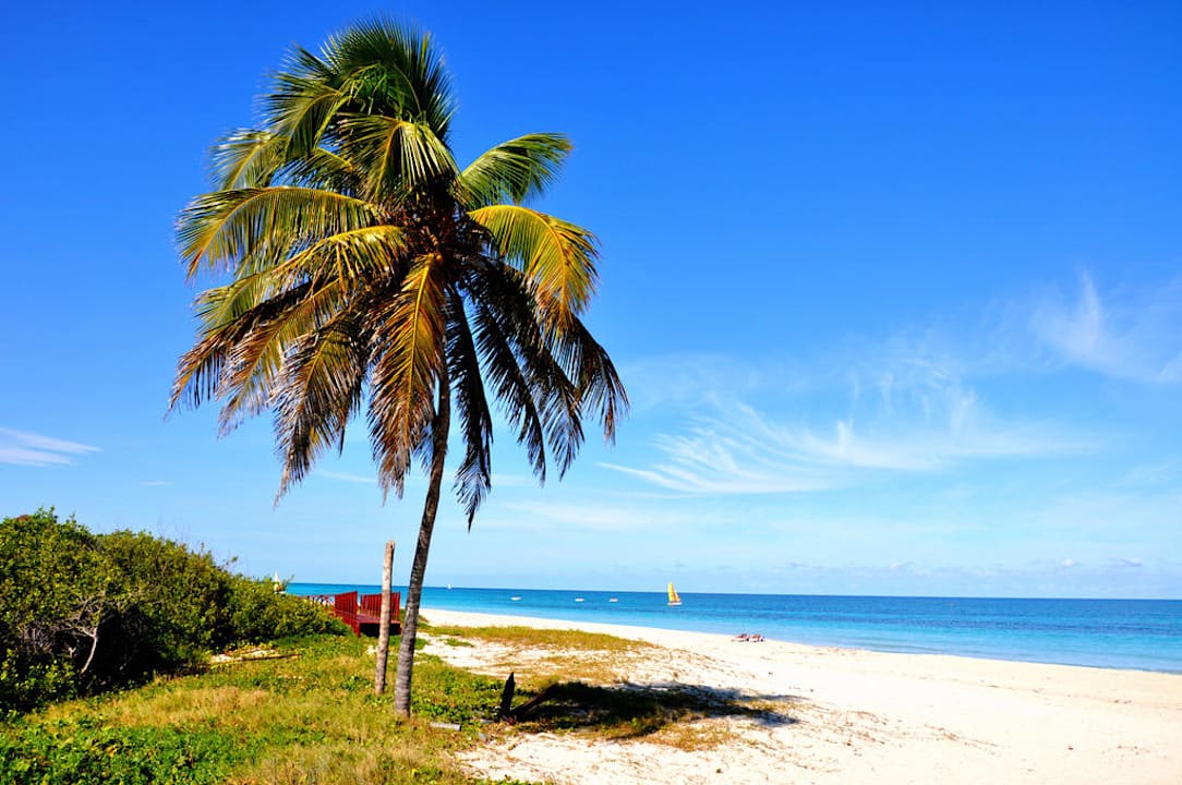 Linker Hotelstrand Iberostar Origin Laguna Azul