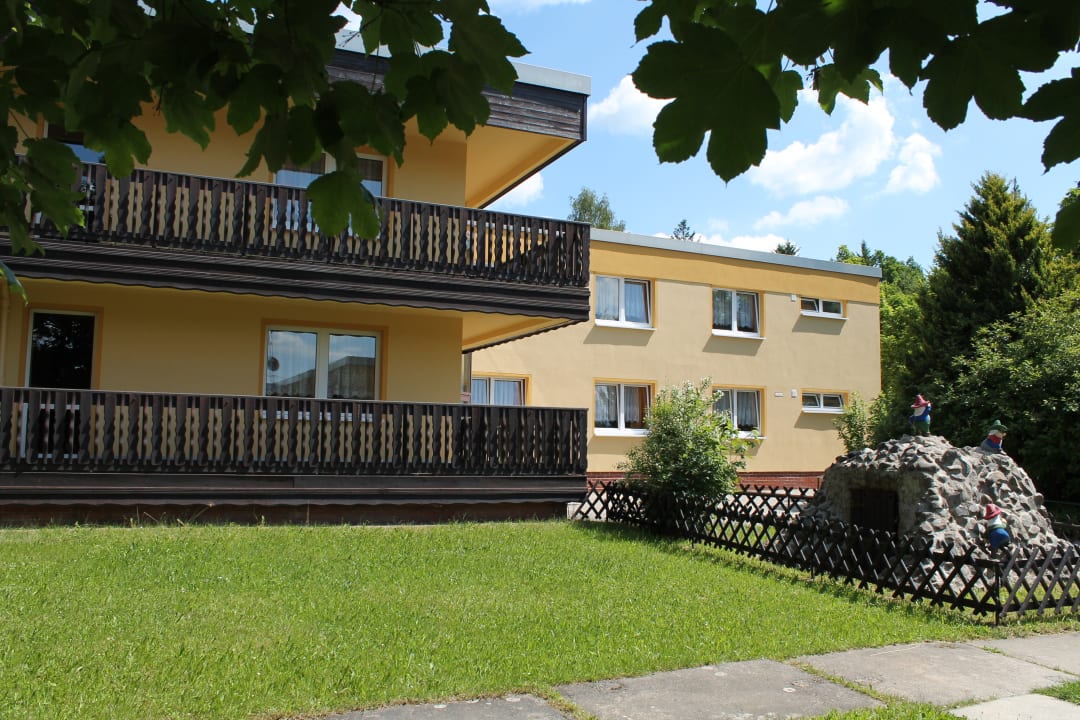 Außenansicht KiEZ Querxenland