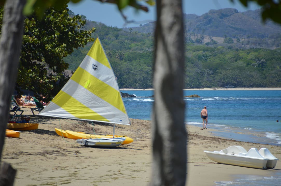 Strand Playabachata Hotel