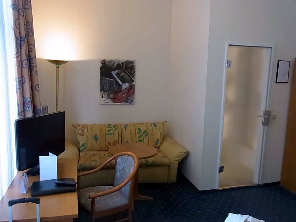 Sitzecke mit Eingang Bad Frühlings-Hotel