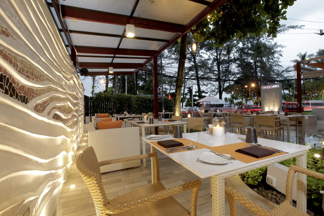 Restaurant Holiday Inn Resort Phuket