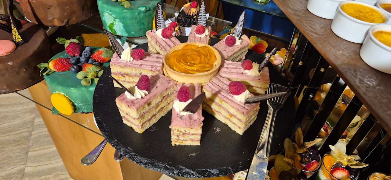 Gastro Three Corners Sea Beach Resort