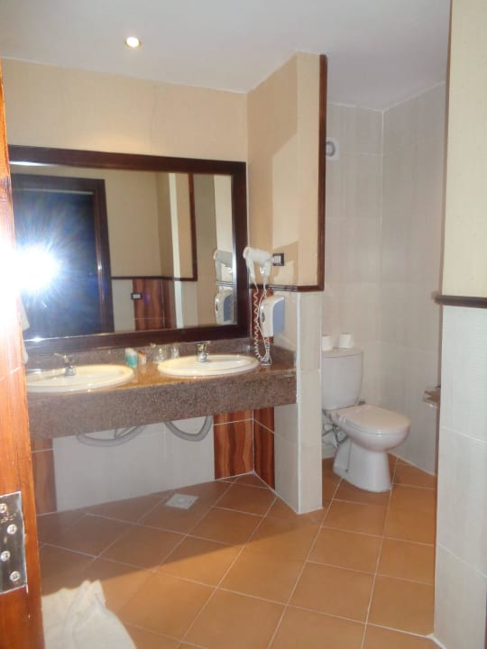 Bad Pickalbatros Alf Leila Wa Leila Resort - Neverland Hurghada