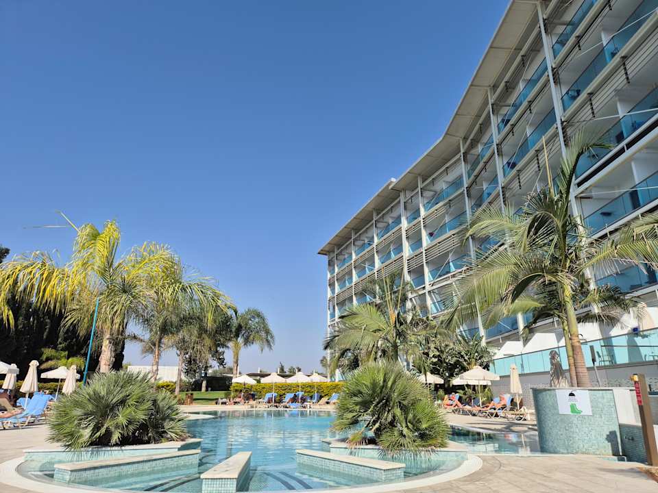 Pool Asterias Beach