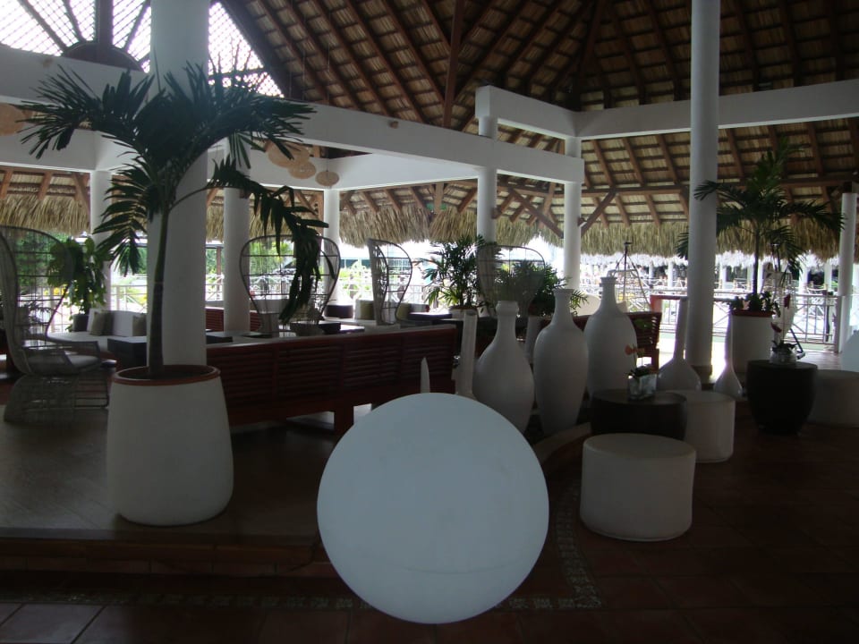 Lobby Royalton Hicacos Resort & Spa - Adults only