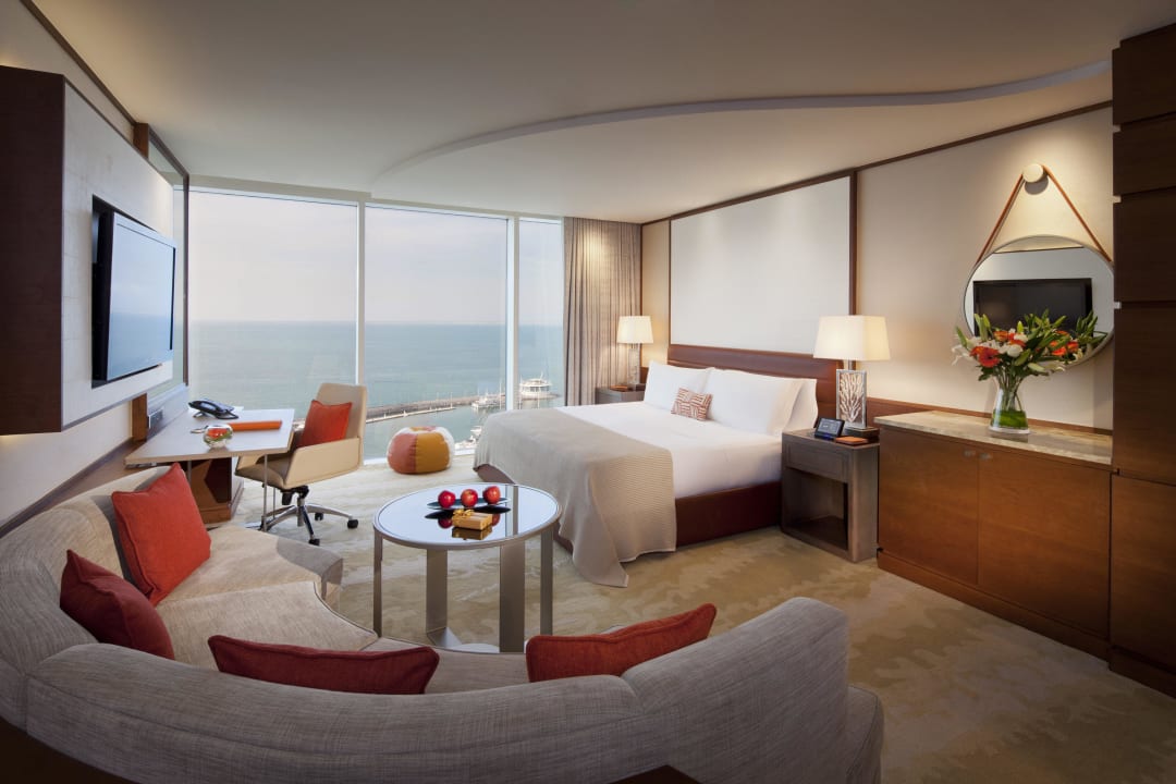 Ocean Club Superior Room Jumeirah Beach Hotel