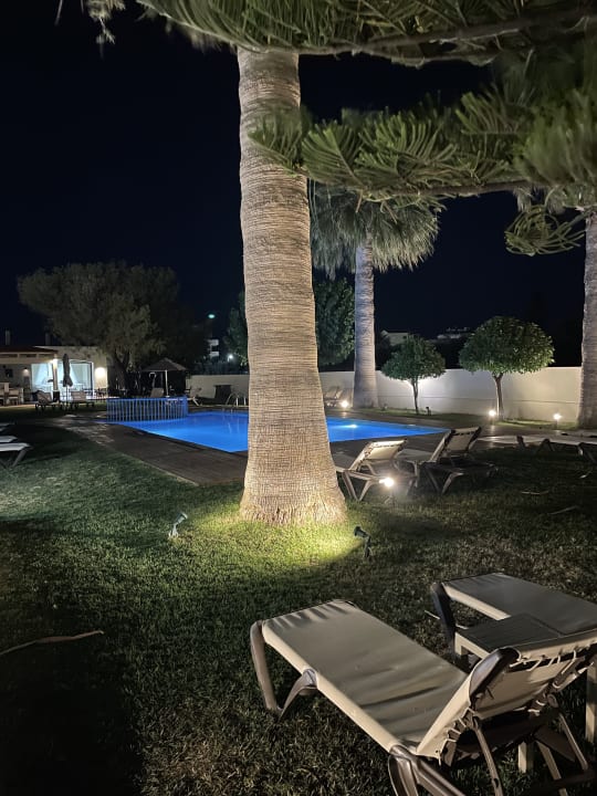 Pool Petousis Hotel & Suites
