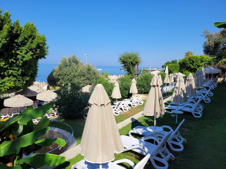 Gartenanlage Melas Resort Hotel