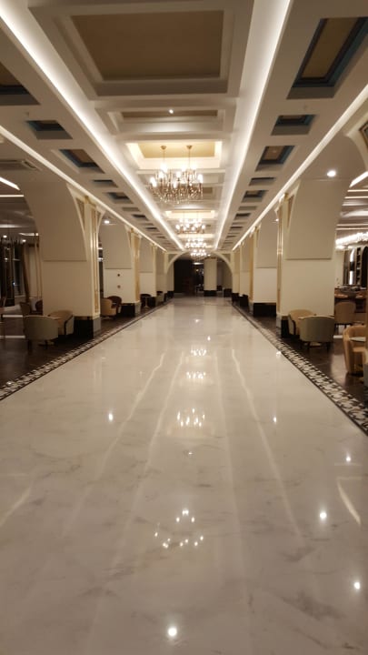 Lobby Haydarpasha Palace