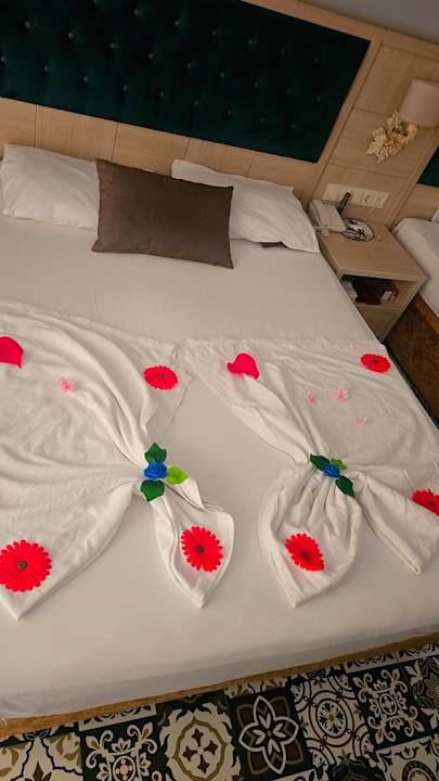 Zimmer Dream World Palace Hotel