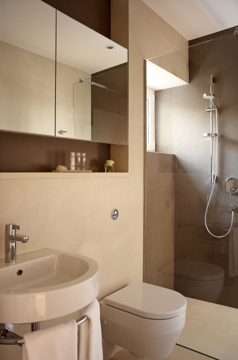Modern rooms Park Plaza Verudela Pula