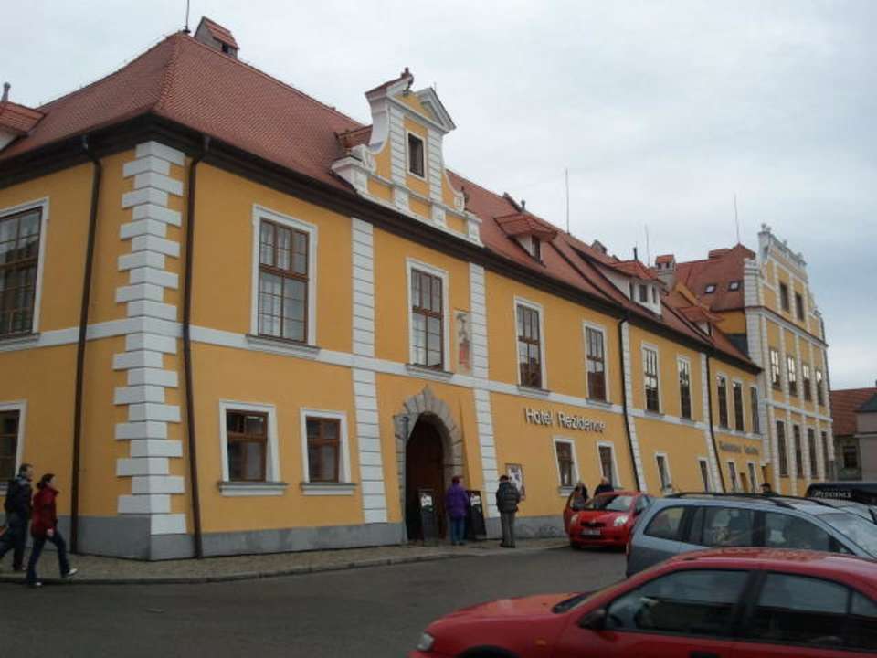 Hotel von außen Wellness Hotel Rezidence