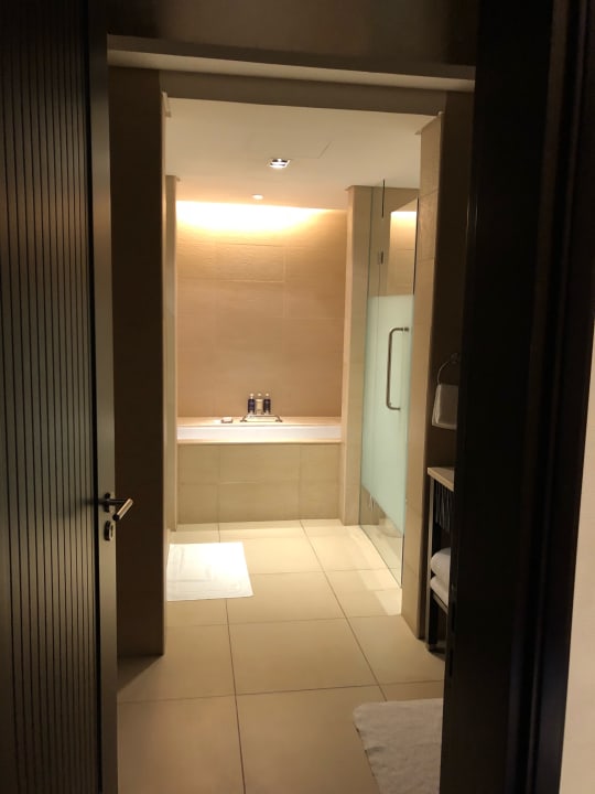 Bad Anantara The Palm Dubai Resort