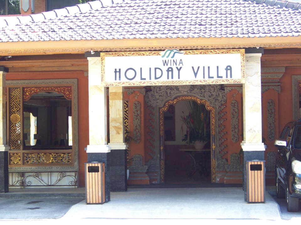 Lobby Hotel Wina Holiday Villa