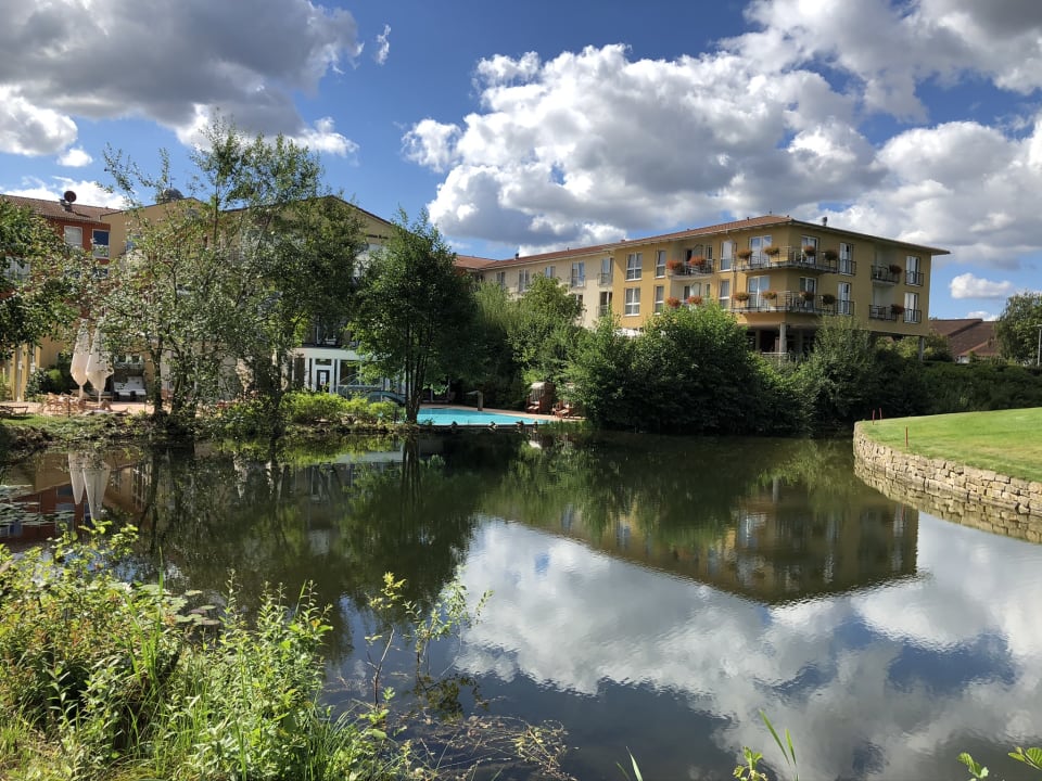 Außenansicht Best Western Premier Castanea Resort Hotel