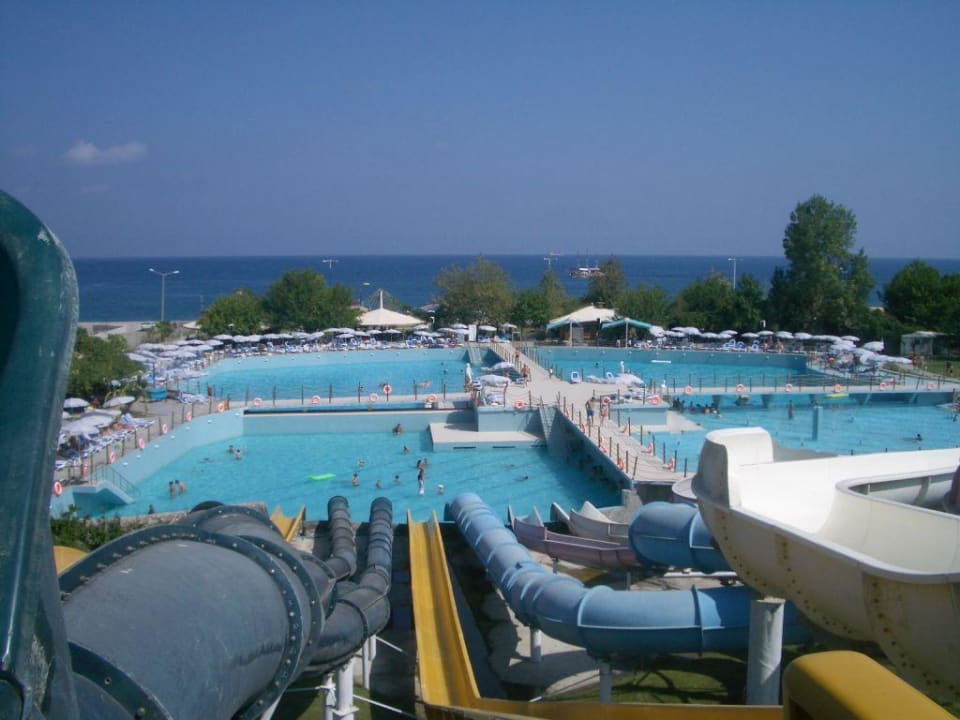Blick über den Aqua-Park Miarosa Kemer Beach