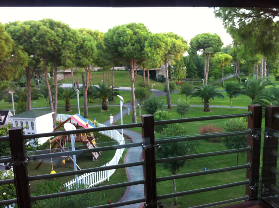 Výhľad na detské ihrisko Gloria Golf Resort