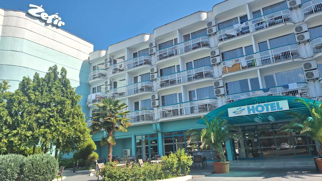 Außenansicht Hotel Zefir Beach
