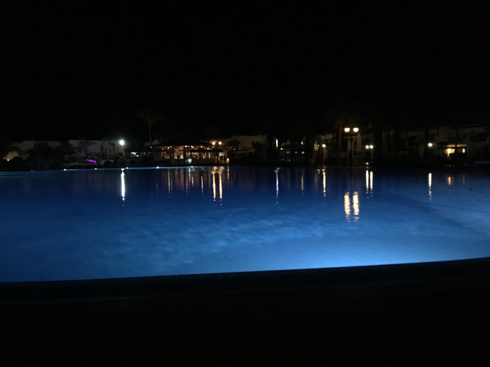 Pool Sultan Gardens Resort