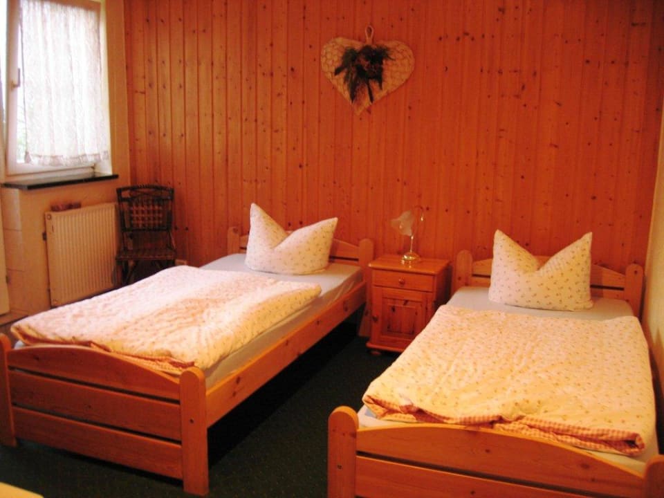 Schlafzimmer Pension Zum Frauenberg