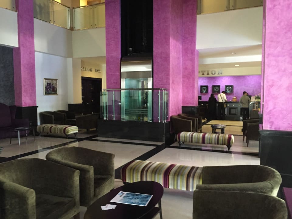 Lobby beim Check-In Sealife Buket Resort & Beach
