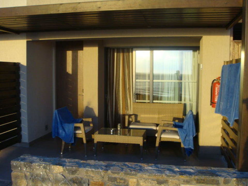 Blick auf unser Zimmer Atlantica Mikri Poli Crete