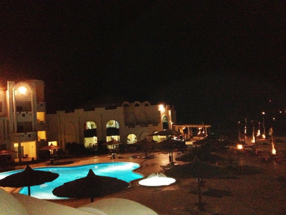 Вид сверху Coral Sun Beach