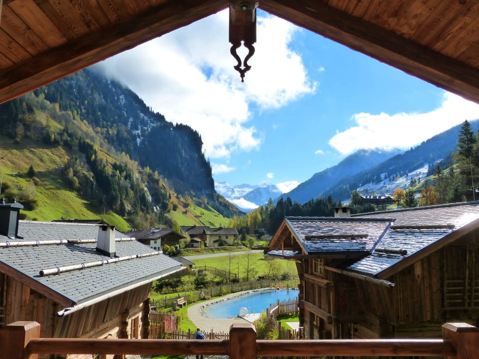 Ausblick vom Balkon Obergeschoss Chaletdorf Auszeit