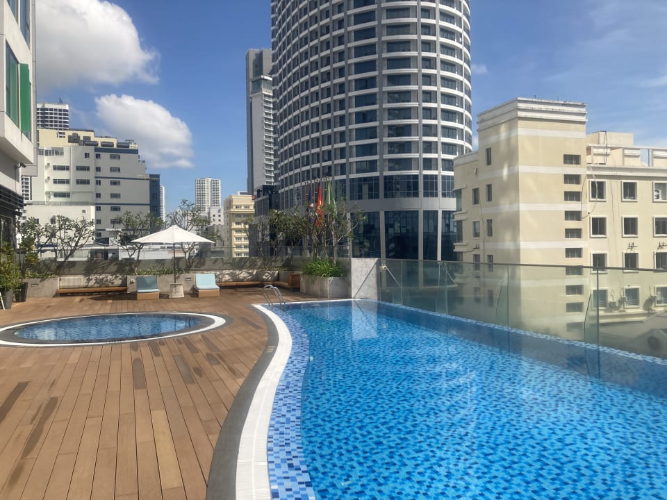 Pool ibis Styles Nha Trang