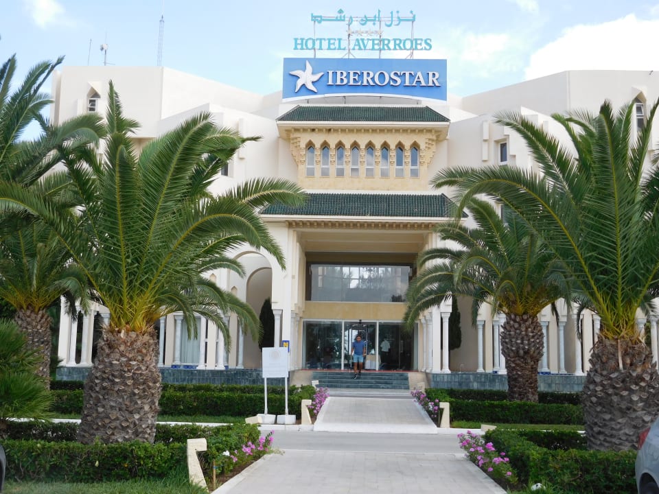 Außenansicht Iberostar Waves Averroes