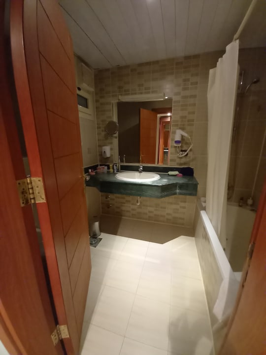 Zimmer Three Corners Equinox Beach Resort